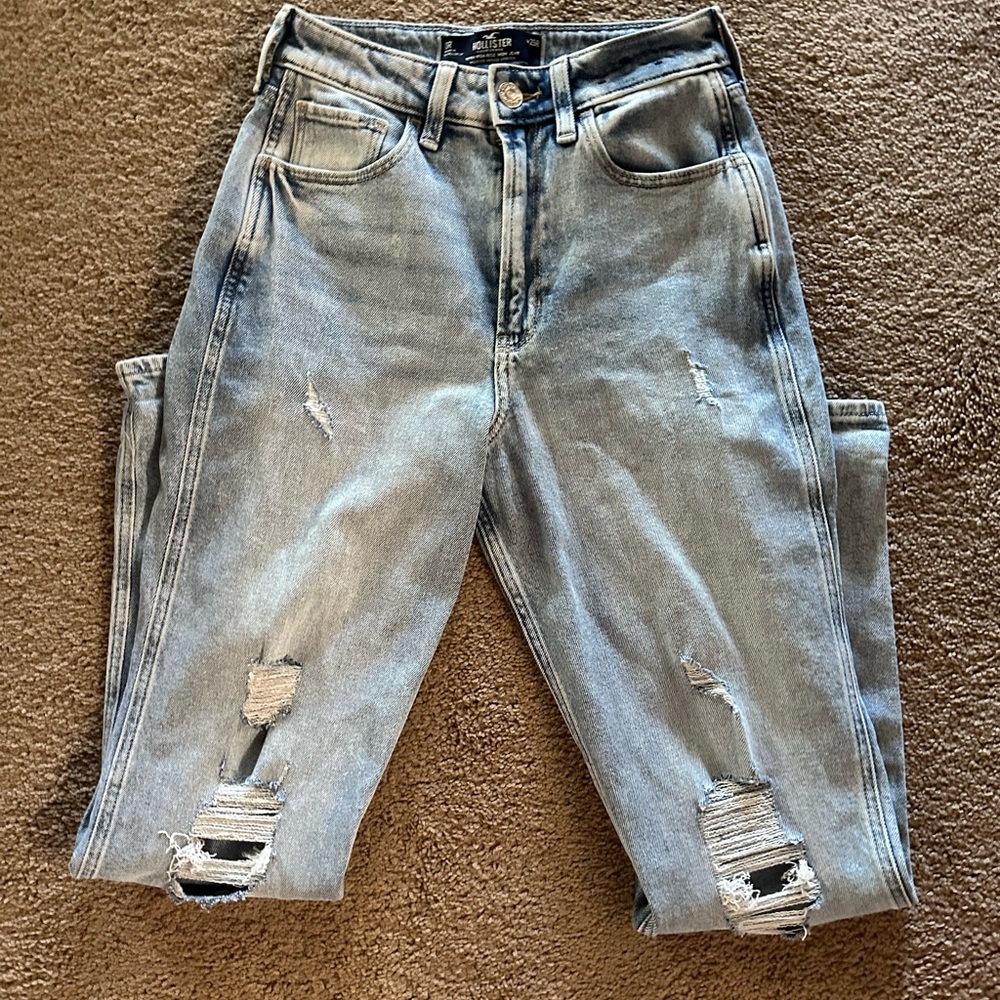 NWOT Hollister Mom Jeans